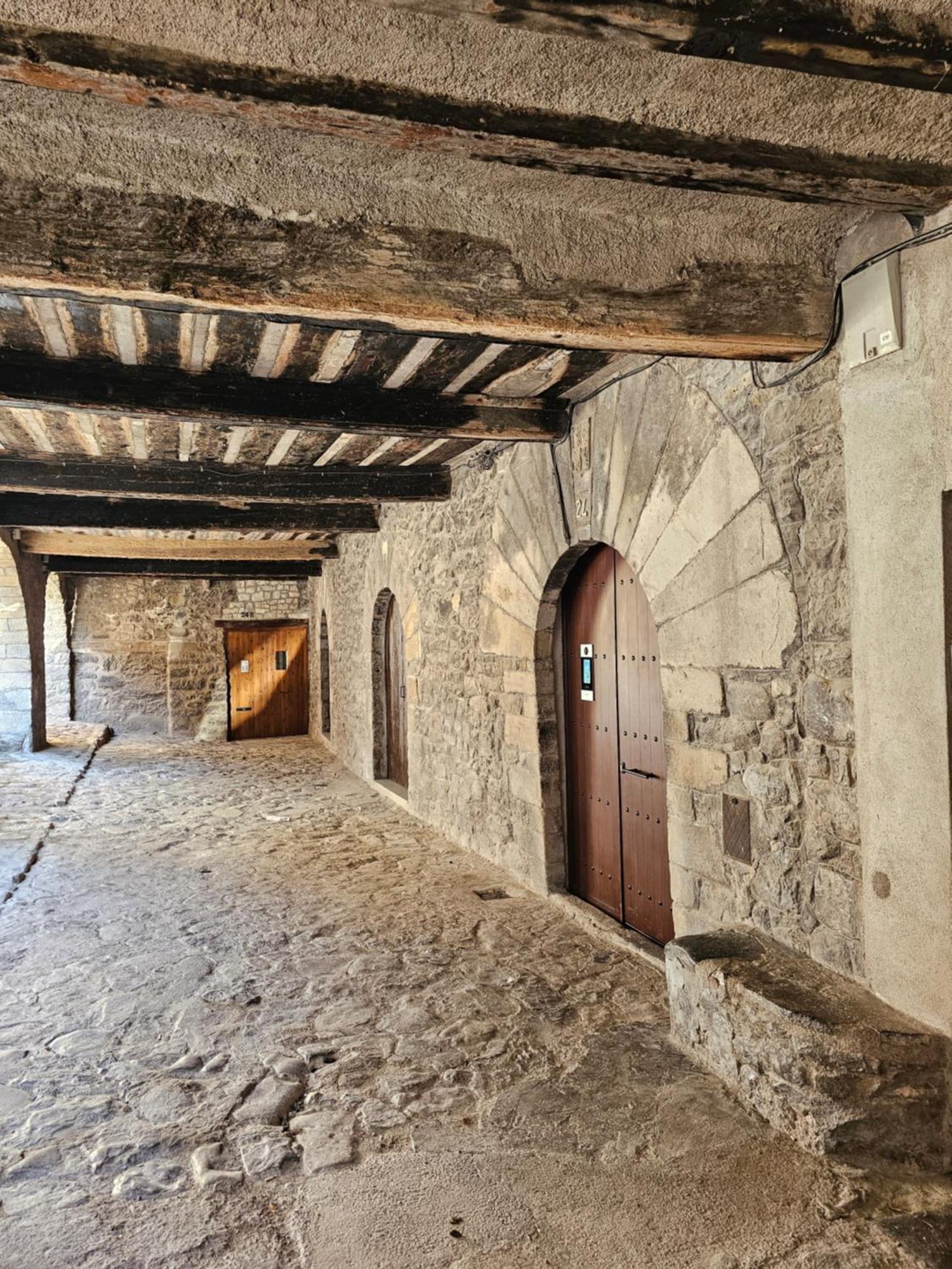 En El Corazon De Baga, Precioso Pueblo Medieval Eksteriør bilde
